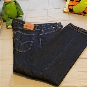 4 pairs of men’s Levi 541